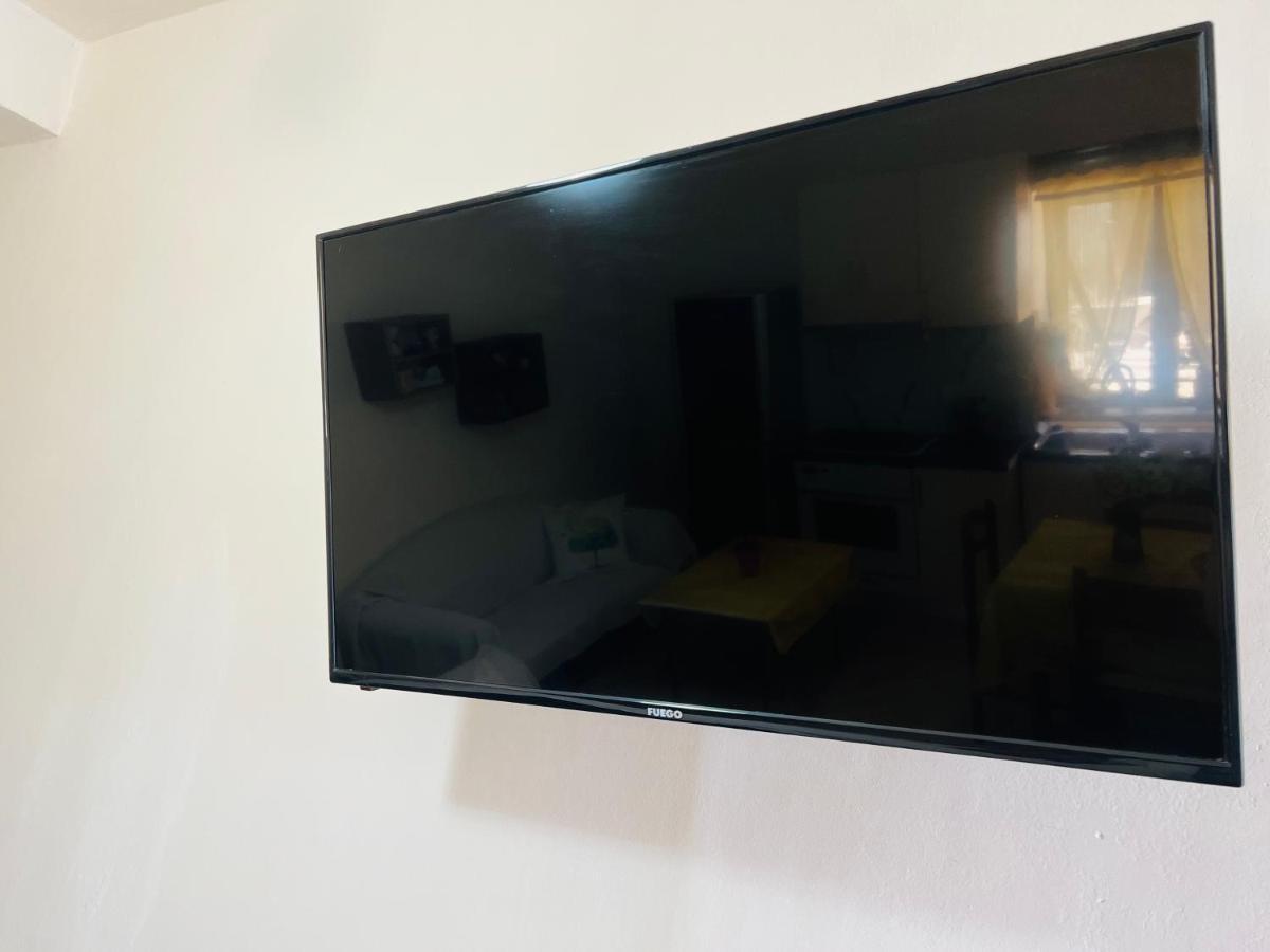 Villa Ensalv Berat - Apartment - Room - Penthouse Buitenkant foto