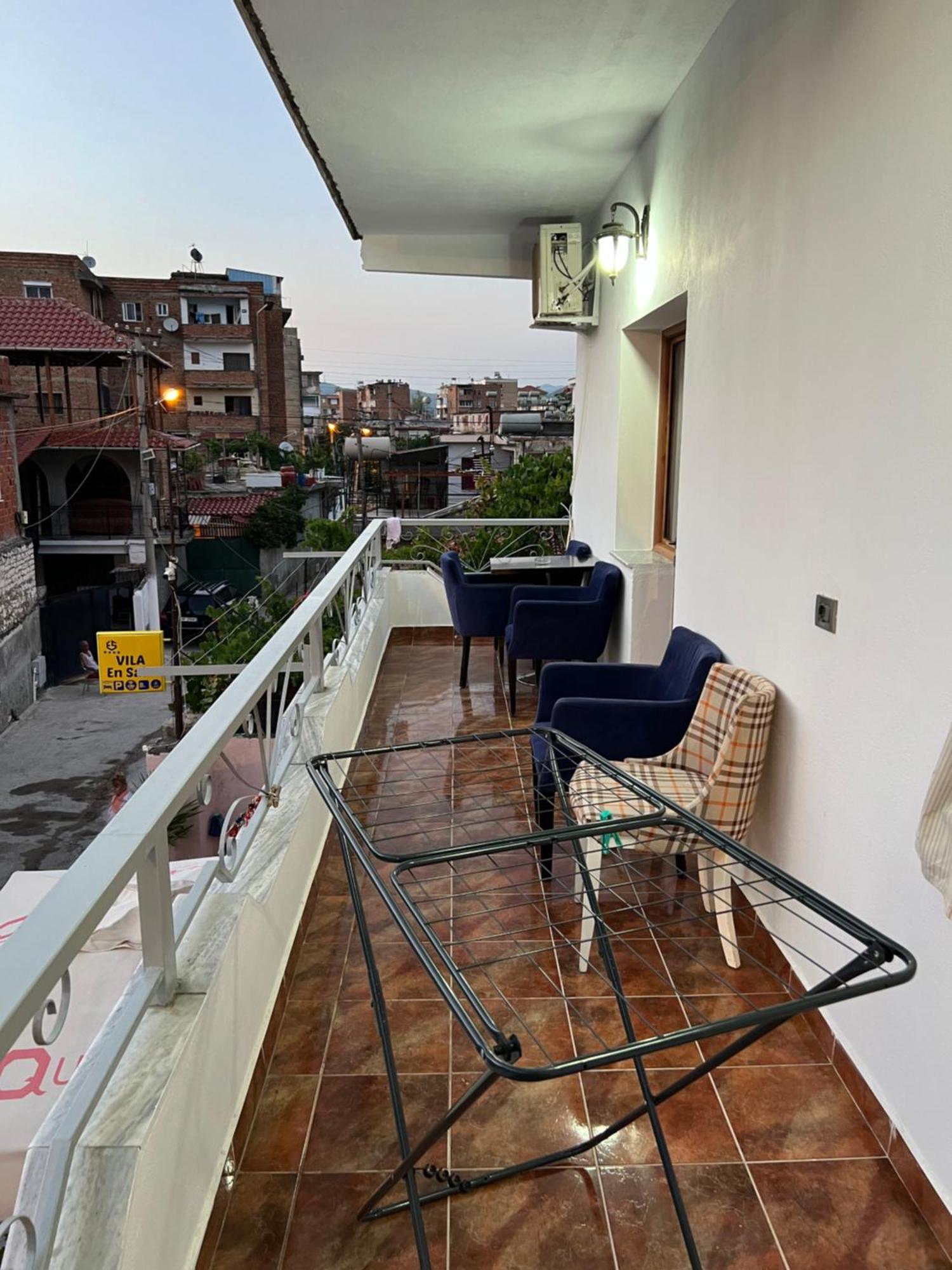 Villa Ensalv Berat - Apartment - Room - Penthouse Kamer foto